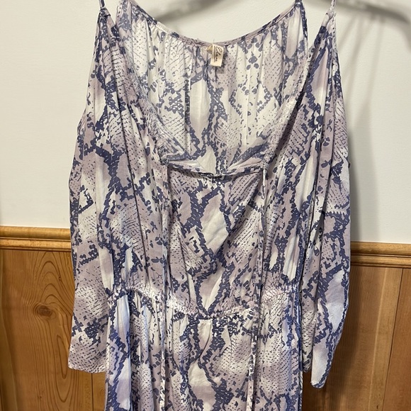 Elan Reptile Snake Print Maxi Dress - Picture 2 of 9